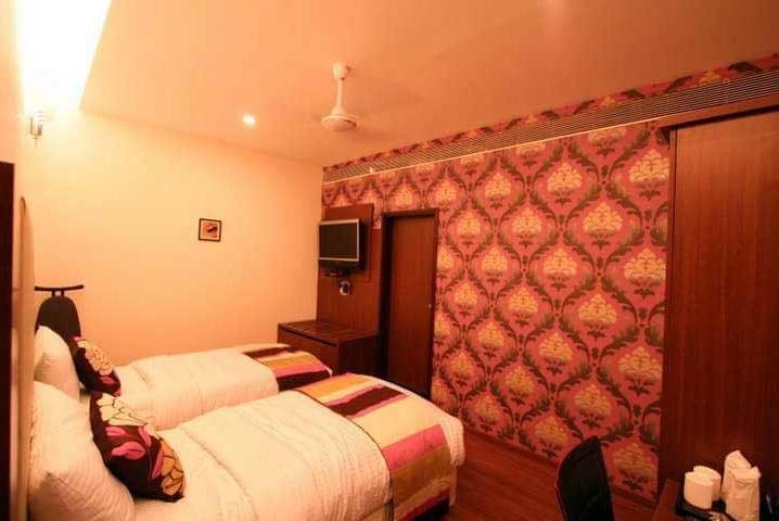 Hotel Florence Rāipur Zewnętrze zdjęcie